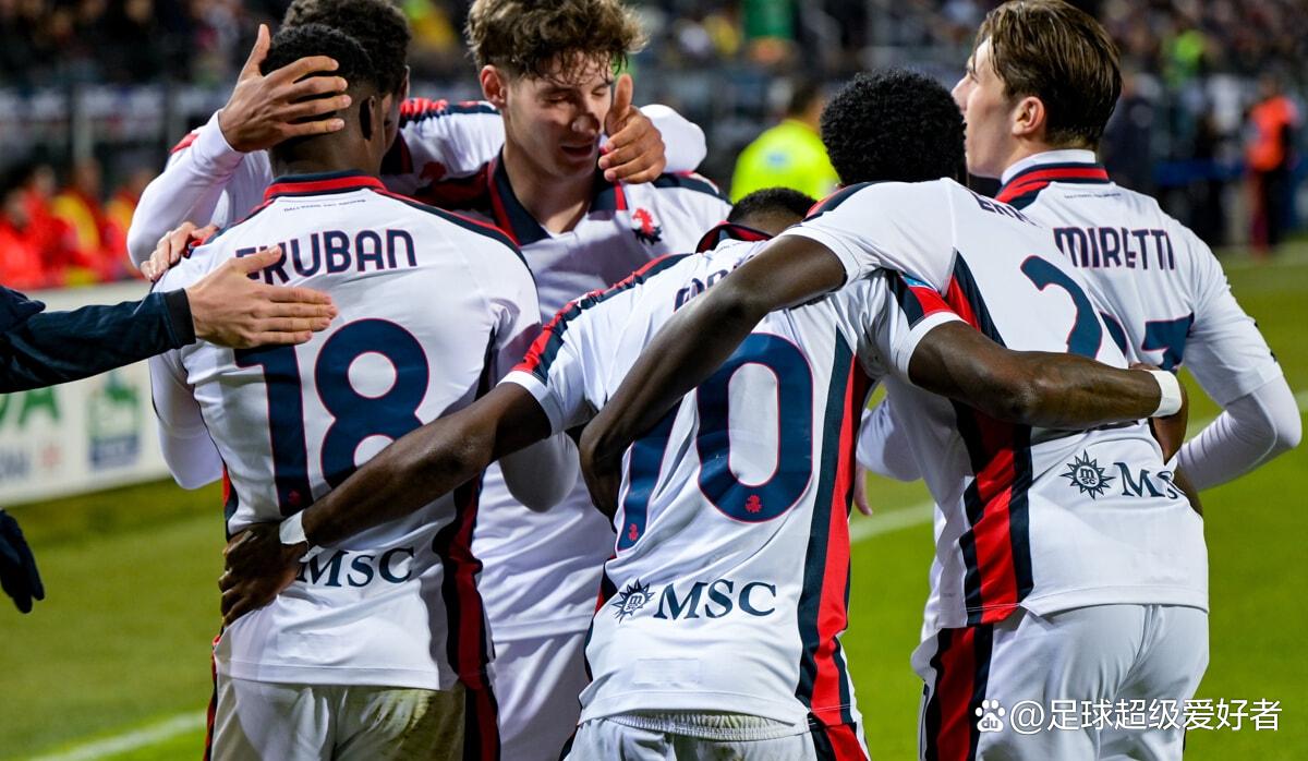 热那亚中场传球精准，球队阵容完整的简单介绍