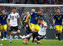 瑞典队在比赛中展现出色的团队合作 瑞典队在比赛中展现出色的团队合作