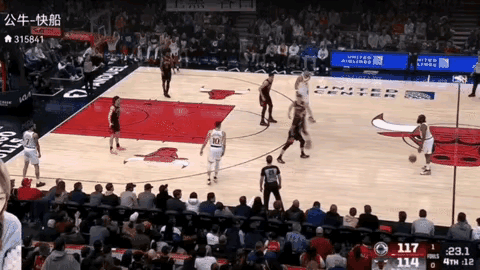 哈登受伤西蒙斯复出，火箭大胜小牛的简单介绍