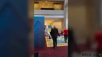 包含强敌过招，火药味十足的对决即将上演的词条